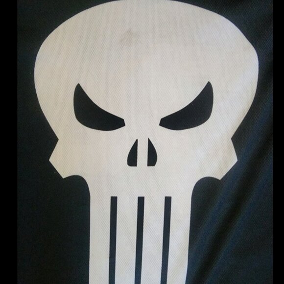 Marvel Punisher Jersey - XL - Picture 5 of 6
